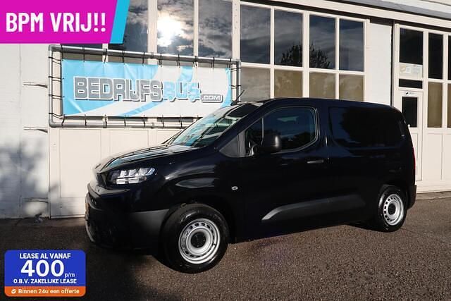 Zwart Gebruikt 2024 Toyota Proace City City MPV | € 23.250 (Iets duurder) - Afbeelding 1/4