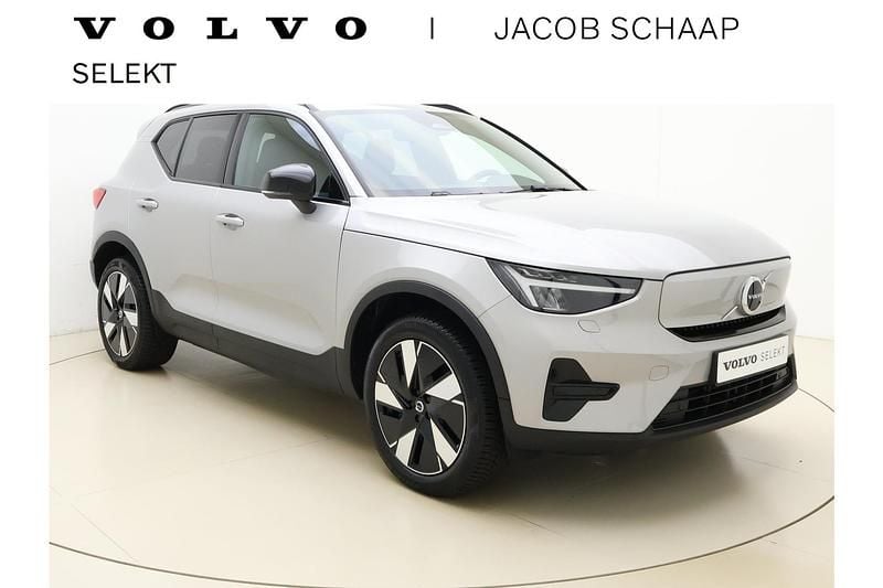Zilver, metallic lak Occasion 2023 Volvo EX40 Plus SUV | € 40.800 (Goede deal) - Afbeelding 1/4