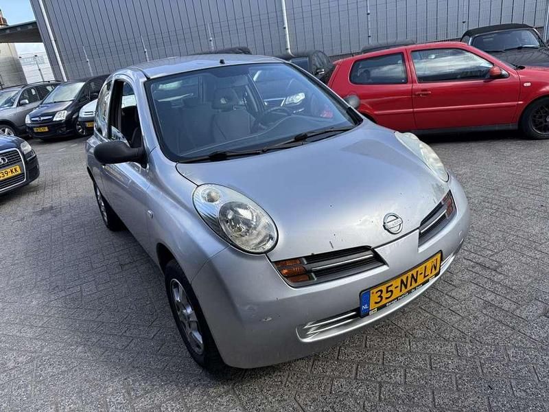 Grijs Gebruikt 2004 Nissan Micra Visia Hatchback | € 740 (Super prijs) - Afbeelding 1/4