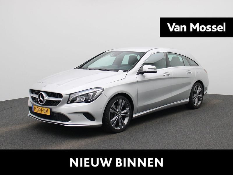 Grijs Gebruikt 2017 Mercedes CLA180 Shooting Brake Business Stationwagen | € 17.900 (Eerlijke prijs) - Afbeelding 1/4