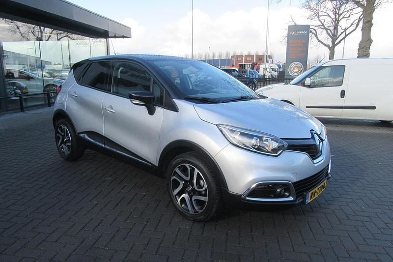 Occasion Renault Captur Dynamique 120 PK (88 kW) 2017 Zilver SUV