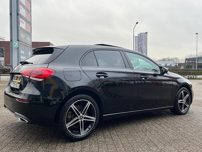 Occasion Mercedes A250 Luxury 161 PK (118 kW) 2022 Zwart Hatchback