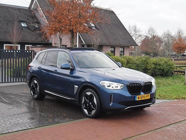 Occasion BMW iX3 Executive 210 kW (286 PK) 2021 Blauw SUV