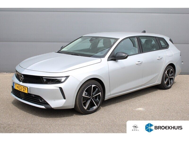 Grijs Gebruikt 2023 Opel Astra Stationwagen | € 29.400 (Goede deal) - Afbeelding 1/4