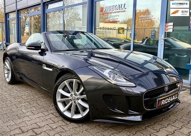 Grijs (metallic) Gebruikt 2014 Jaguar F-Type S Cabriolet | € 47.749 (Duur) - Afbeelding 1/4