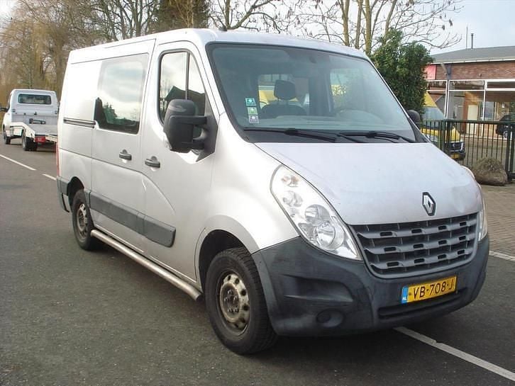 Zilver (metallic) Occasion 2013 Renault Master | € 7.250 (Eerlijke prijs) - Afbeelding 1/4