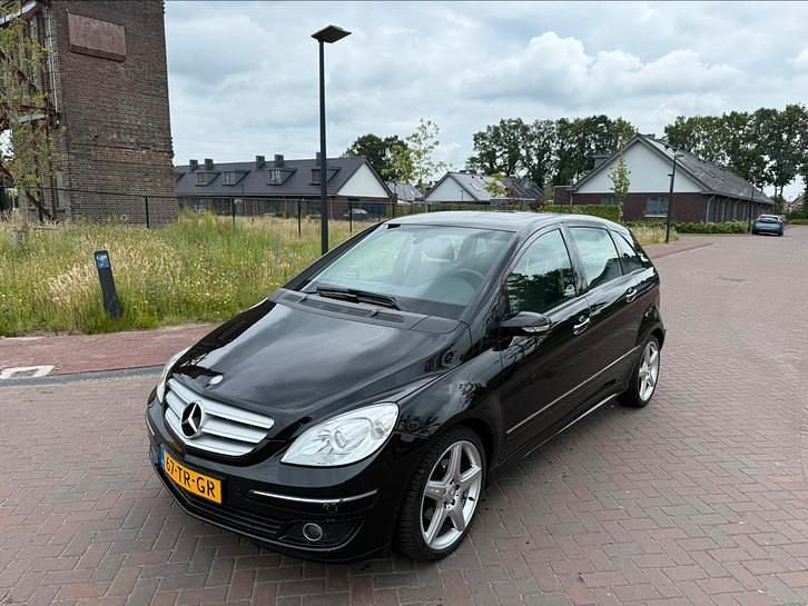 Gebruikt 2007 Mercedes B200 MPV | € 2.950 (Goede deal) - Afbeelding 1/4