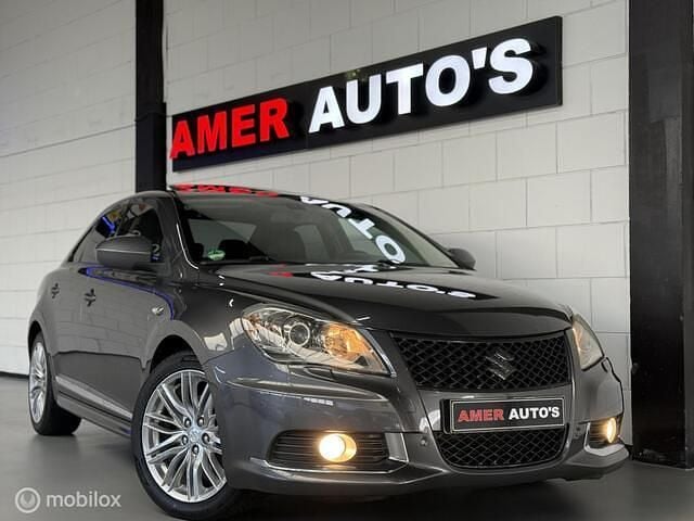 Grijs Occasion 2011 Suzuki Kizashi Sport Sedan | € 10.950 - Afbeelding 1/4