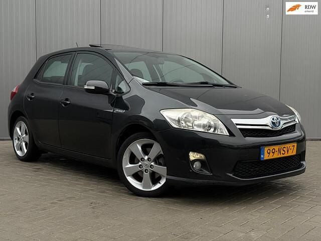 Zwart Gebruikt 2010 Toyota Auris Executive Hatchback | € 7.350 (Eerlijke prijs) - Afbeelding 1/4