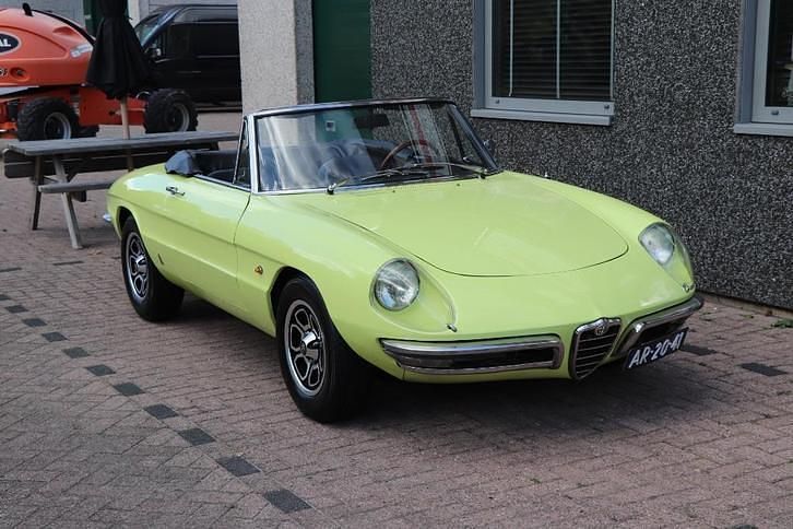 Occasion 1968 Alfa Romeo 1750 Veloce Sedan | € 47.500 - Afbeelding 1/4