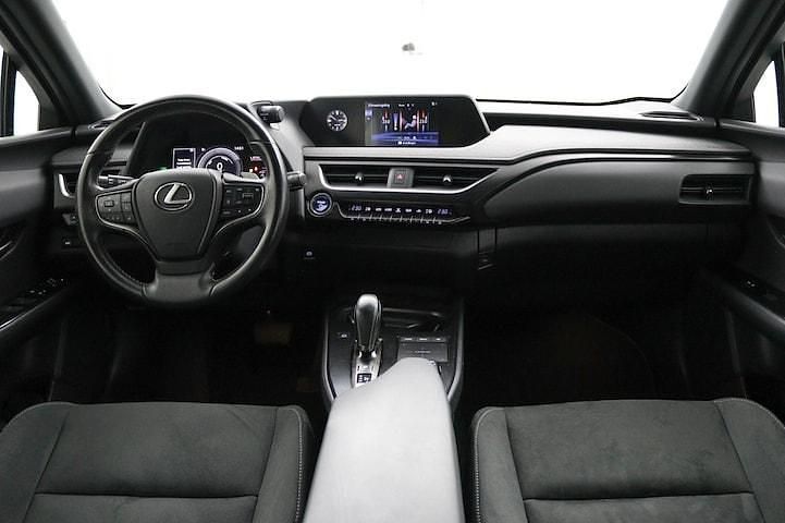 Occasion Lexus UX 300e Business Edition 150 kW (204 PK) 2020 Zwart SUV
