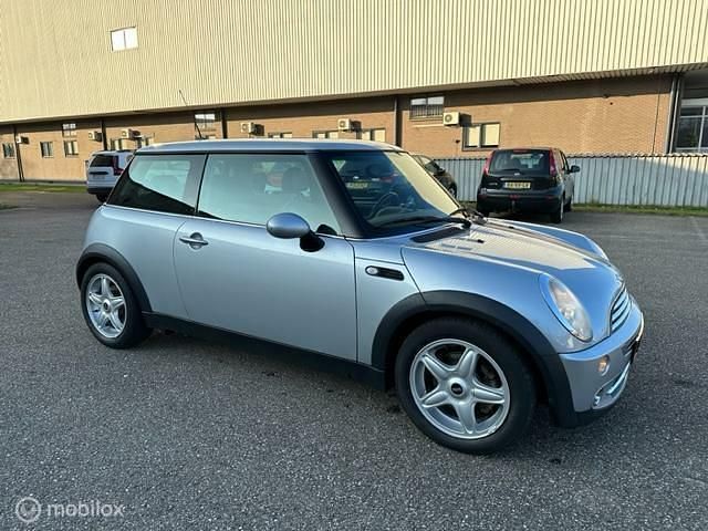 Occasion Mini Cooper 116 PK (85 kW) 2005 Grijs Hatchback