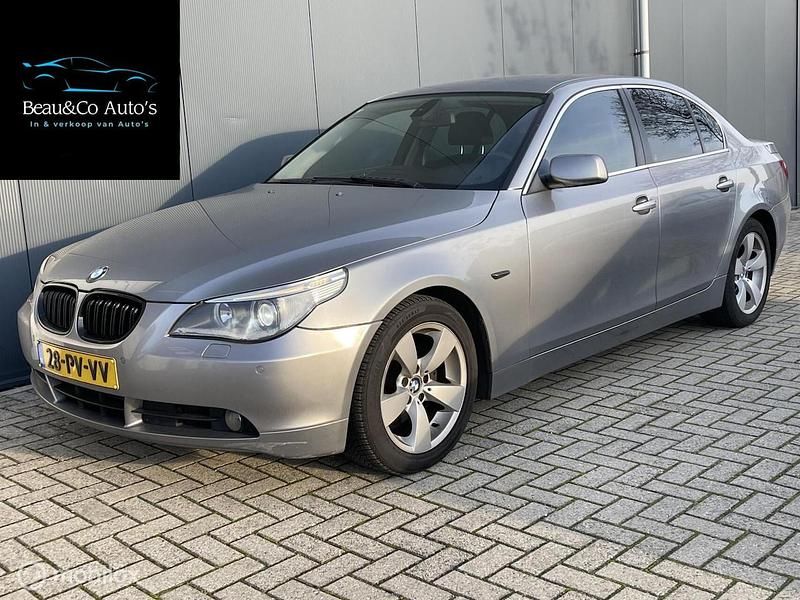 Grijs Gebruikt 2005 BMW 530 Executive Sedan | € 4.950 (Goede deal) - Afbeelding 1/4