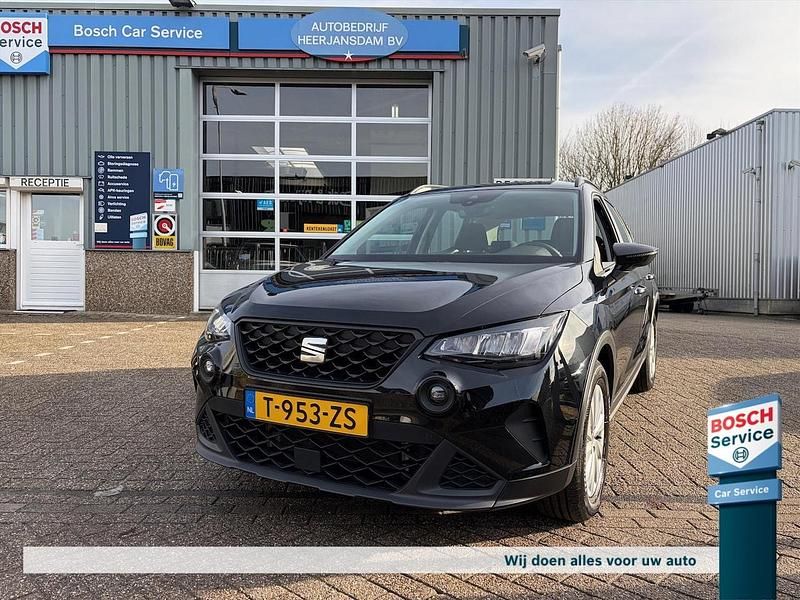 Zwart Occasion 2023 Seat Arona Style SUV | € 19.750 (Eerlijke prijs) - Afbeelding 1/4