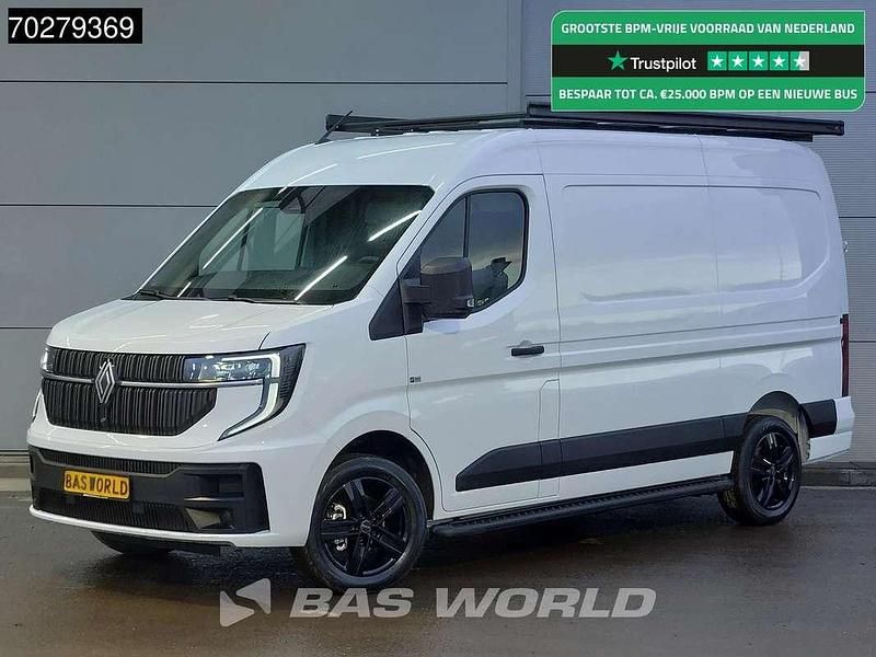 Wit Gebruikt 2024 Renault Master Van | € 32.400 (Eerlijke prijs) - Afbeelding 1/3
