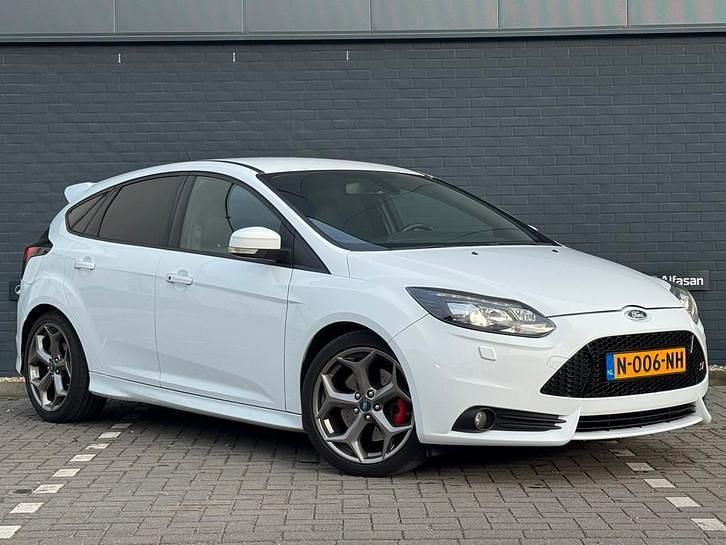 Occasion Ford Focus ST 250 PK (183 kW) 2014 Wit Hatchback