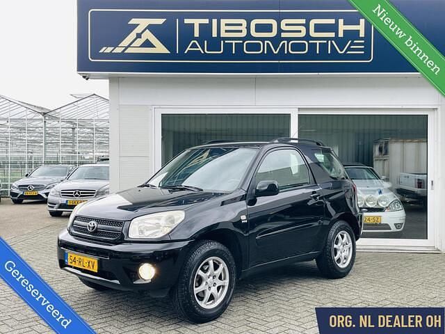 Zwart Gebruikt 2005 Toyota RAV4 Luna SUV | € 6.895 (Eerlijke prijs) - Afbeelding 1/4