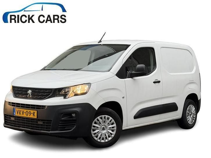 Wit Gebruikt 2021 Peugeot Partner Premium MPV | € 12.245 (Super prijs) - Afbeelding 1/4