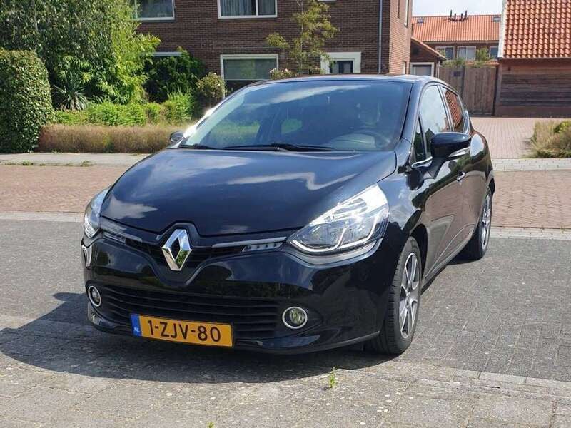 Zwart Gebruikt 2015 Renault Clio IV Hatchback | € 7.900 (Iets duurder) - Afbeelding 1/4