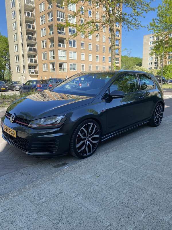 Zwart Gebruikt 2014 VW Golf VII GTI Stationwagen | € 14.500 (Super prijs) - Afbeelding 1/4