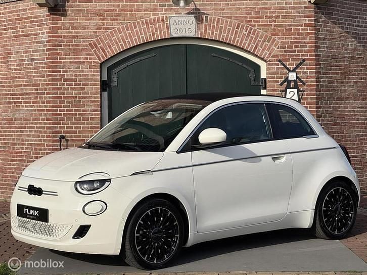 Wit Gebruikt 2022 Fiat 500e La Prima Cabriolet | € 19.950 (Goede deal) - Afbeelding 1/4