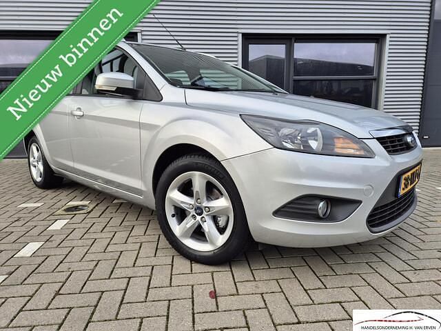 Grijs Gebruikt 2010 Ford Focus Stationwagen | € 3.500 (Eerlijke prijs) - Afbeelding 1/4
