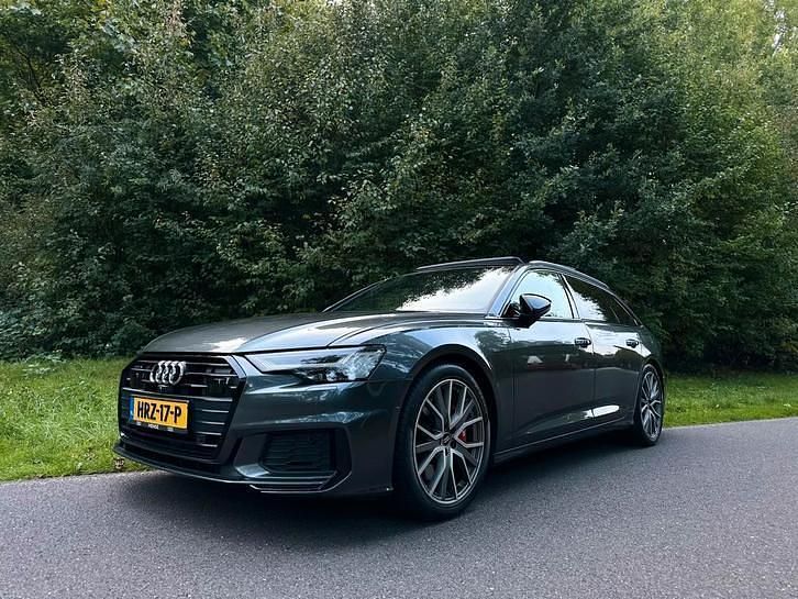 Grijs Occasion 2020 Audi A6 Competition Stationwagen | € 41.950 (Duur) - Afbeelding 1/4