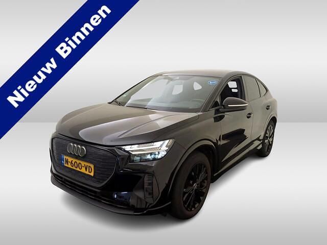 Zwart Occasion 2021 Audi Q4 Sportback e-tron Advanced Plus SUV | € 29.950 (Eerlijke prijs) - Afbeelding 1/2