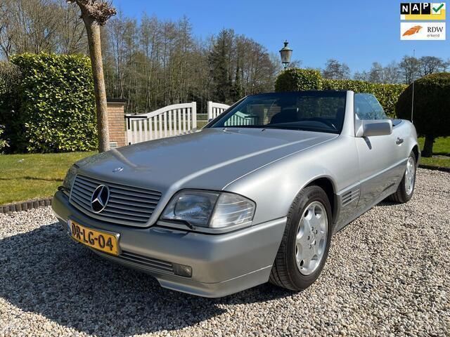 Grijs Gebruikt 1992 Mercedes SL300 Cabriolet | € 17.950 - Afbeelding 1/4