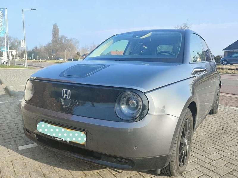 Occasion 2021 Honda e Hatchback | € 17.500 - Afbeelding 1/4