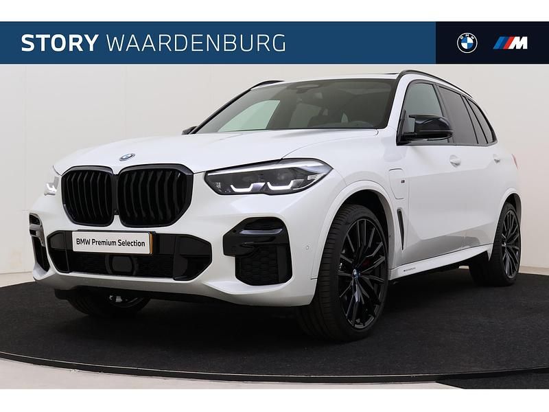 Wit Occasion 2022 BMW X5 Comfort Edition SUV | € 68.495 (Eerlijke prijs) - Afbeelding 1/4
