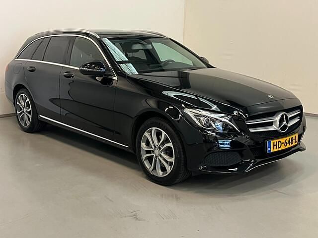 Occasion Mercedes C180 156 PK (114 kW) 2015 Zwart Stationwagen