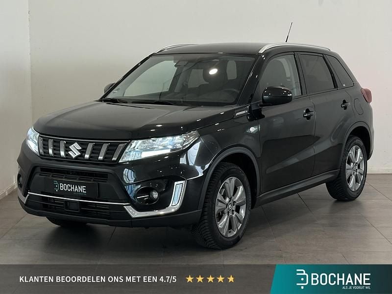 Zwart Occasion 2021 Suzuki Vitara SUV | € 23.745 (Eerlijke prijs) - Afbeelding 1/4