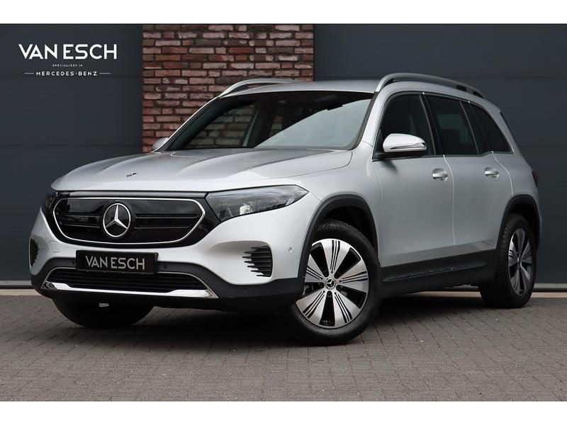 Zilver Gebruikt 2023 Mercedes EQB300 Luxury SUV | € 39.500 (Eerlijke prijs) - Afbeelding 1/4