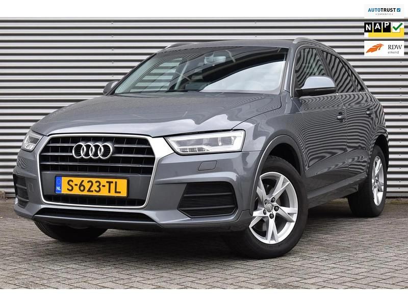Grijs Gebruikt 2015 Audi Q3 Design SUV | € 21.750 (Duur) - Afbeelding 1/3