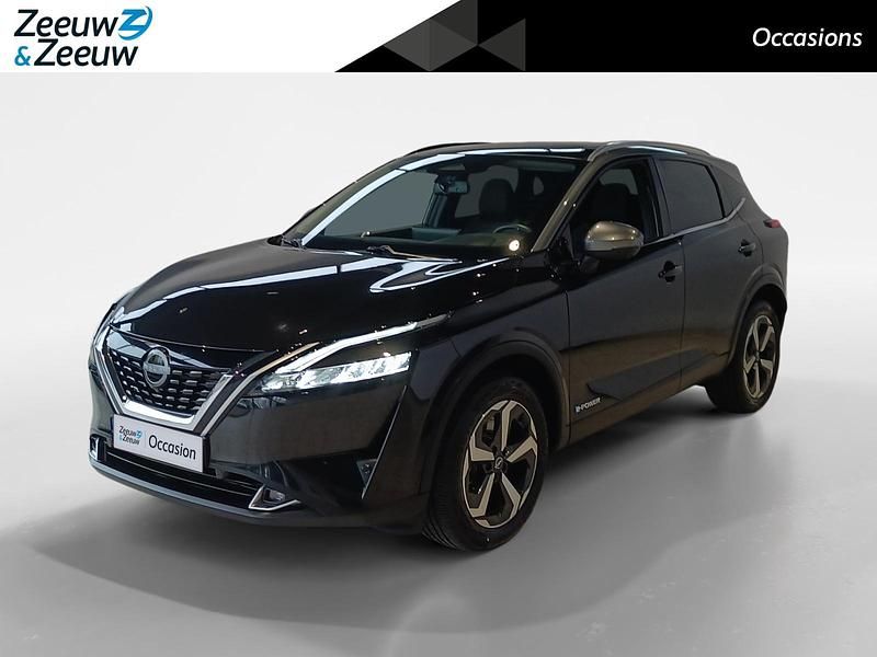 Zwart Occasion 2025 Nissan Qashqai Executive SUV | € 26.945 - Afbeelding 1/4