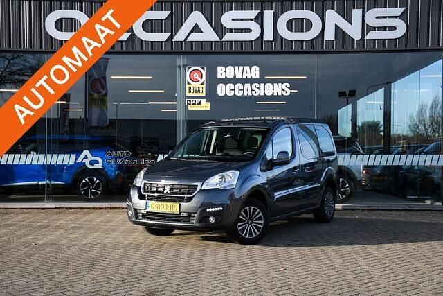 Grijs Gebruikt 2019 Peugeot TePee Active MPV | € 11.950 - Afbeelding 1/4