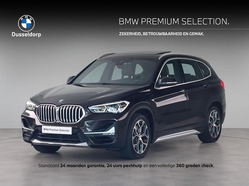 Bruin Gebruikt 2020 BMW X1 Comfort Edition SUV | € 28.495 (Eerlijke prijs) - Afbeelding 1/4