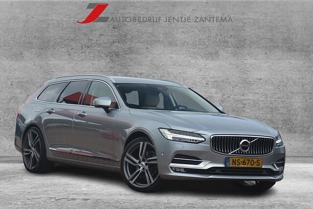 Grijs Gebruikt 2017 Volvo V90 Inscription Stationwagen | € 27.900 (Duur) - Afbeelding 1/4