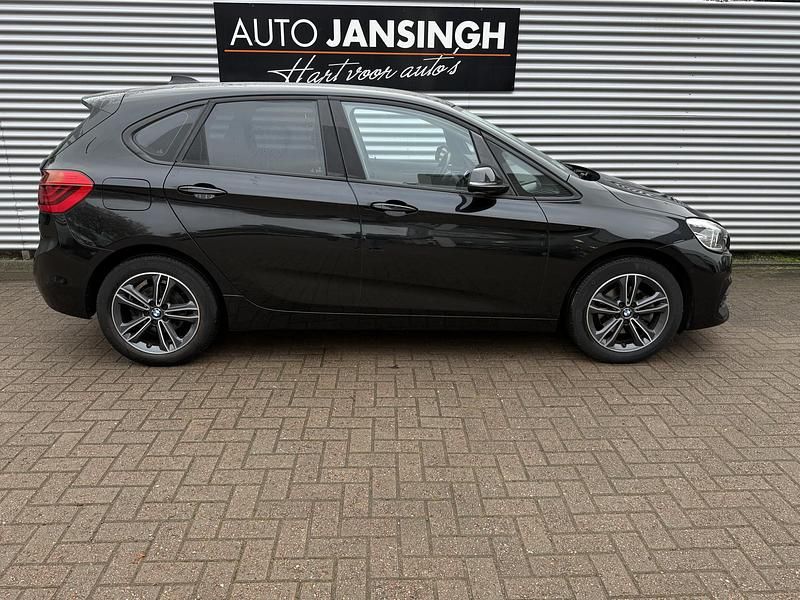Occasion BMW 218 Executive 142 PK (104 kW) 2019 Zwart Stationwagen