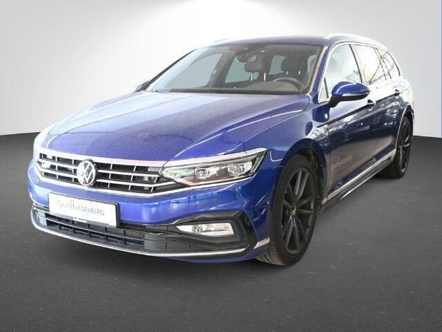 Blauw Gebruikt 2023 VW Passat Elegance Stationwagen | € 36.629 (Duur) - Afbeelding 1/4