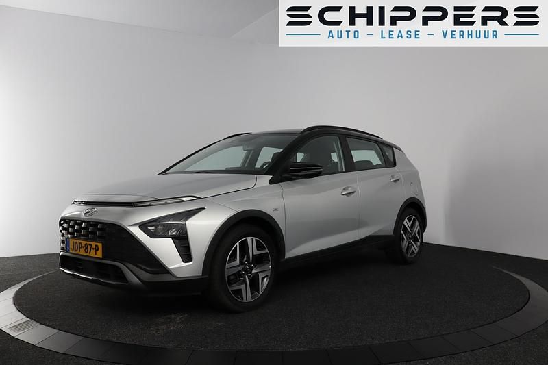 Grijs Gebruikt 2021 Hyundai Bayon Premium SUV | € 17.900 (Goede deal) - Afbeelding 1/4