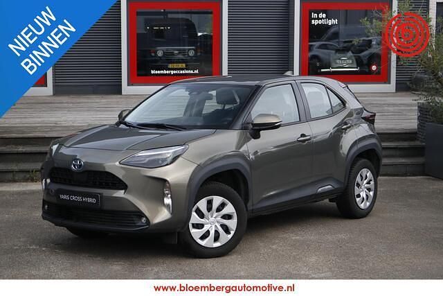 Groen Gebruikt 2024 Toyota Yaris Cross Active SUV | € 26.250 (Eerlijke prijs) - Afbeelding 1/4