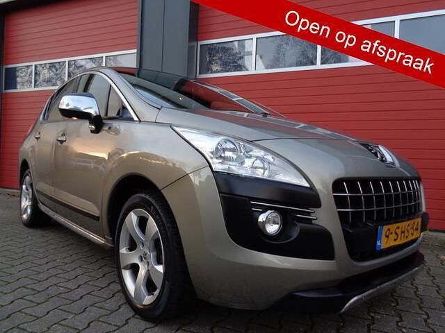 Grijs Gebruikt 2013 Peugeot 3008 Style MPV | € 3.950 (Goede deal) - Afbeelding 1/4
