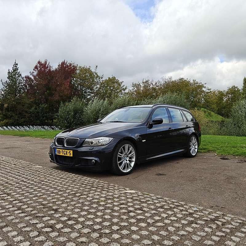 Gebruikt 2012 BMW 335 Sport Line Stationwagen | € 12.000 (Duur) - Afbeelding 1/4