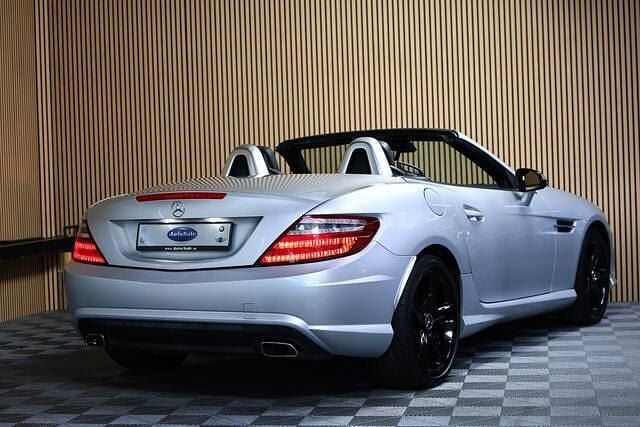 Occasion Mercedes SLK250 AMG 204 PK (150 kW) 2011 Zilver (metallic) Cabriolet