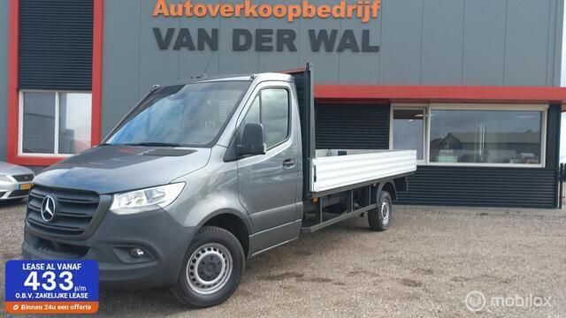 Grijs Gebruikt 2018 Mercedes Sprinter Van | € 26.999 (Duur) - Afbeelding 1/4