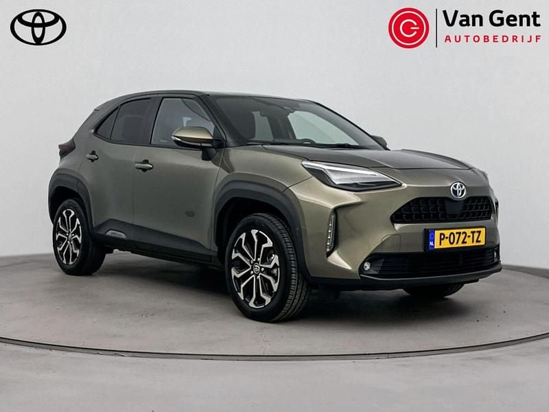 Groen Gebruikt 2022 Toyota Yaris Cross Edition SUV | € 26.499 (Eerlijke prijs) - Afbeelding 1/4