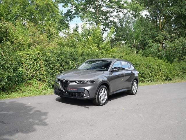 Grijs Gebruikt 2024 Alfa Romeo Tonale SUV | € 29.950 (Super prijs) - Afbeelding 1/4