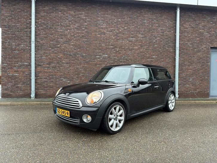 Occasion 2009 Mini Cooper Clubman Stationwagen | € 4.500 (Goede deal) - Afbeelding 1/4